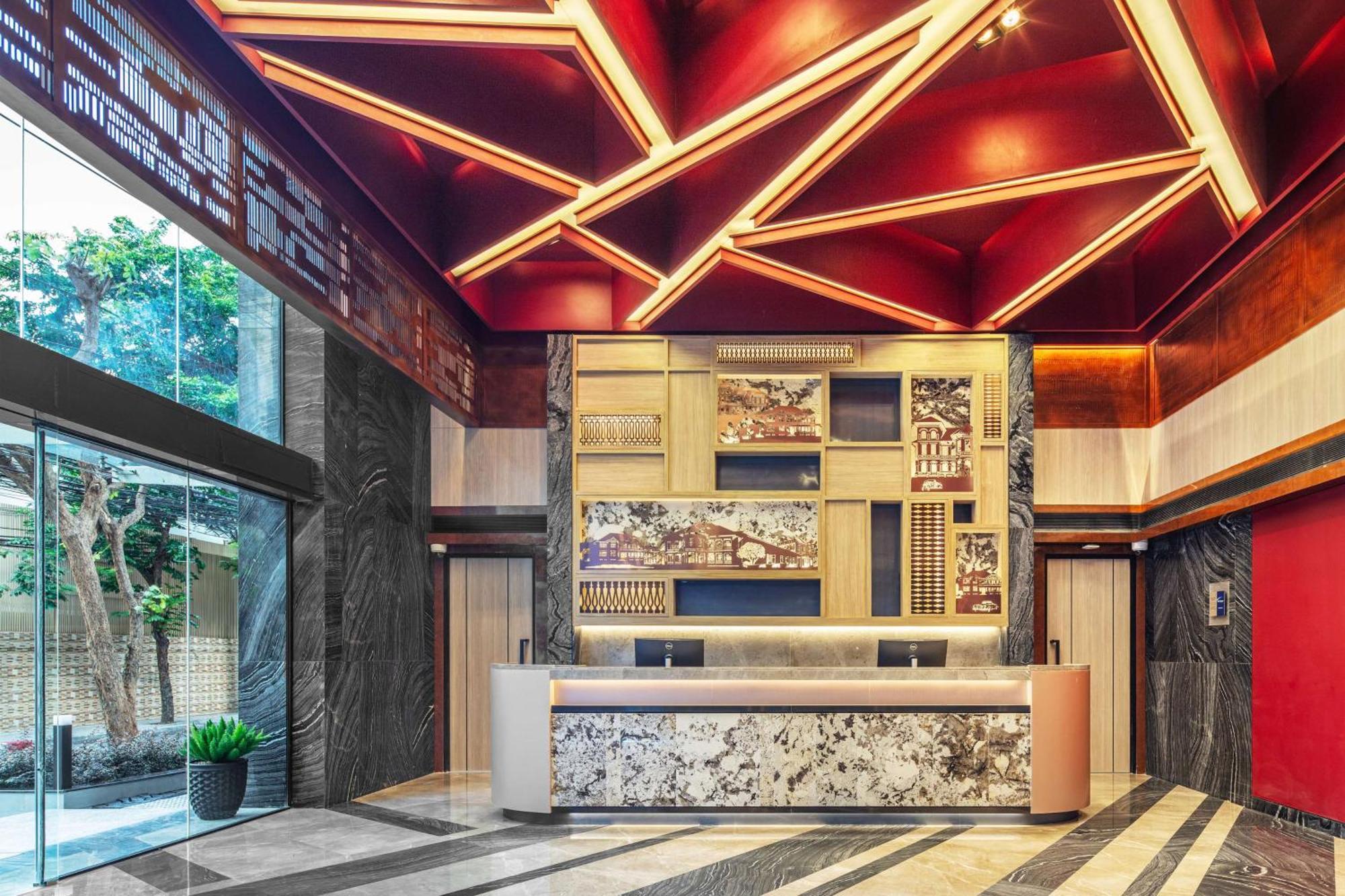 Best Western Click Sathorn 11 Банкок Екстериор снимка